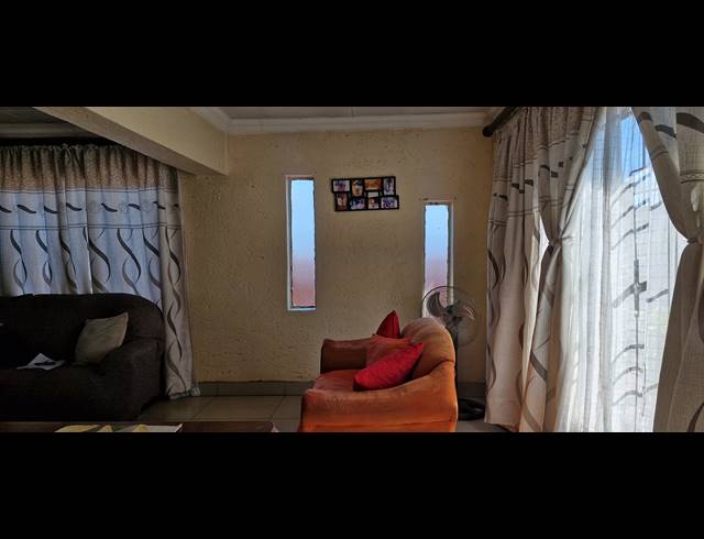 2 BEDROOM FREEHOLD FOR SALE IN MAMELODI EAST
